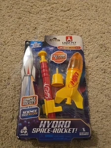 Hydro Space WATER ROCKET Plastic Pump w/Air Pressure - Launch - Yard & Park Fun - Picture 1 of 4