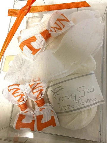 Tennessee Volunteers NCAA Infant White Newborn Socks & Hairbow  Set   C Cover