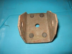 NOS Mopar 1970-71 Dodge Plymouth Chrysler C-body HD rear spring hanger 3400867 - Picture 1 of 3