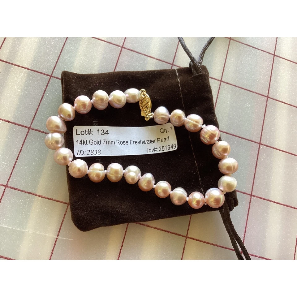 14kt Gold Rose Freshwater Pearl Bracelet 7mm Elegant Jewelry - Image 1 of 4