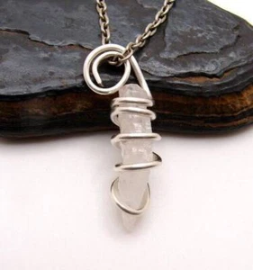 RARO COLGANTE DE CUARZO SATYALOKA REUNIDO POR MONJES INDIA ILUMINACIÓN SS #302 - Imagen 1 de 2