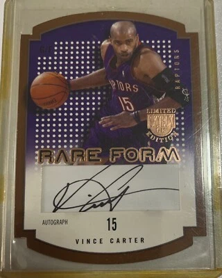 VINCE CARTER 2003-04 SKYBOX LE LIMITED EDITION RARE FORM AUTO SP # 133/150 BRONZ - Image 1 of 2