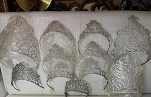 11 Crowns As Used In Donald Trump American Dream Model Search - Picture 1 of 5