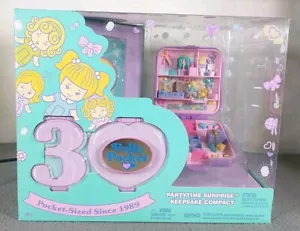 Polly Pocket Partytime Surprise Keepsake Edition - NEU - 30 Jahre Edition Selten - Bild 1 von 9