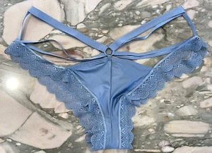 NEU Victoria Secret sehr sexy freches Höschen mit Riemchenring - seidig blau - XL - Bild 1 von 4