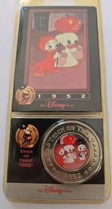 Disney Decades Metal Coin #19 1952 Halloween Trick or Treat Huey Dewey Louie NIP - Picture 1 of 4