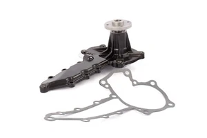 Bomba de agua para KUBOTA BOBCAT V2003 V2203 V2403 1G730-73030 6685105 - Imagen 1 de 6