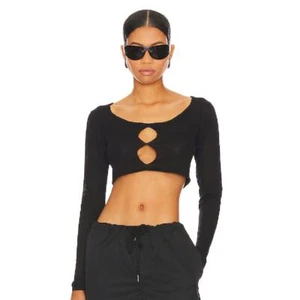 Top tejido jazmín superdown negro recortado manga larga cuello redondo talla S - Imagen 1 de 9