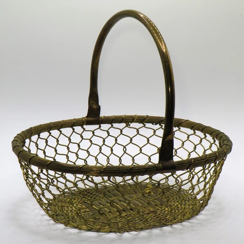 Vintage Brass Chain Link Weave Egg Basket w/Handle * 12 x 9 inches * Ships Free! Cover