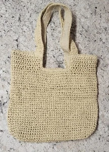 Beige Straw Tote Beach Pool Towel Bag Medium New Without Tags - Picture 1 of 3