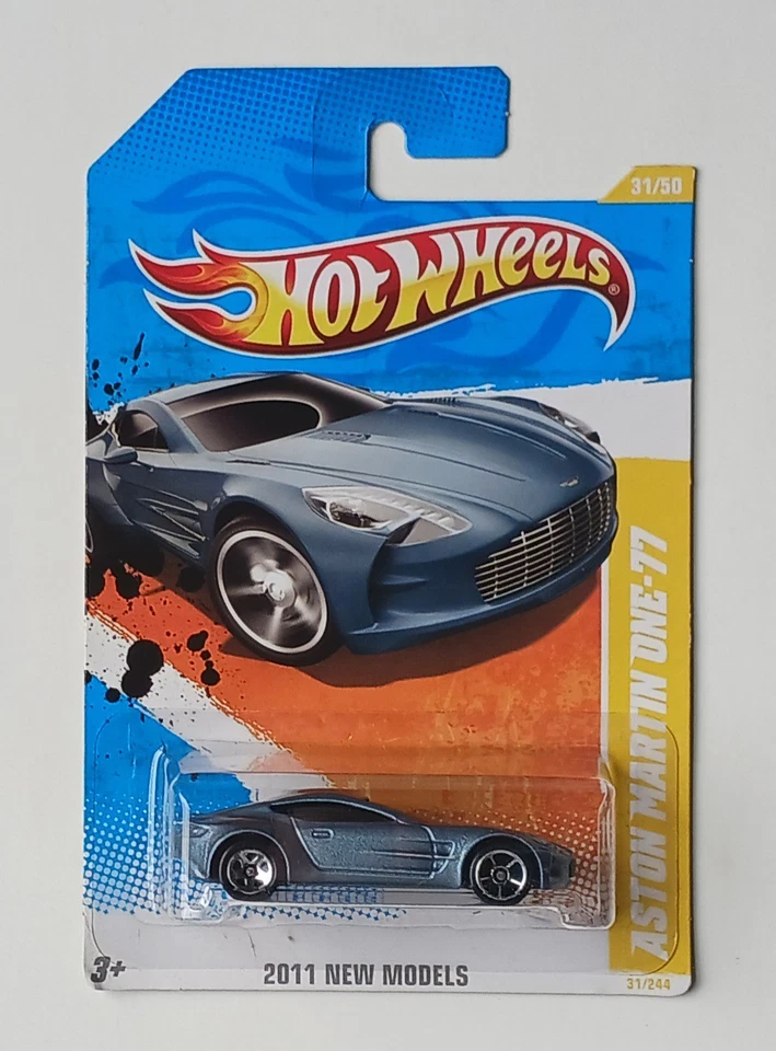 Hot Wheels 2011 nuevos modelos Aston Martin One-77 coche error ruedas traseras incorrectas Foto 1 de 4