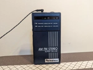 VTG WINDSOR AM FM Stereo Super Deluxe SS Transistor Pocket Radio HONG KONG Works - Picture 1 of 9