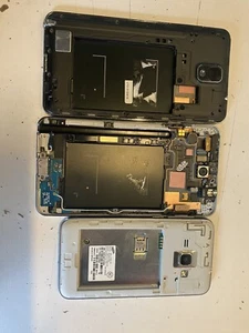 3 Samsung Phones No Battery And No Back Screen In Good Condition  - Picture 1 of 10
