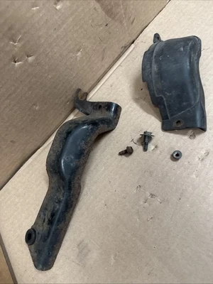 04 2005 2006 2007 Subaru Outback A/C Impreza Legacy Alternator Belt Cover 0003 - Image 1 of 4