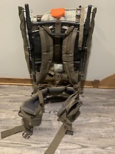 Alps Outdoors Commander Lite Game Hauling Hunting Frame Pack