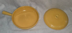 Fiestaware Vintage gelbe französische Kasserolle Fiesta USA 1930’er Serviergriff - Bild 1 von 8