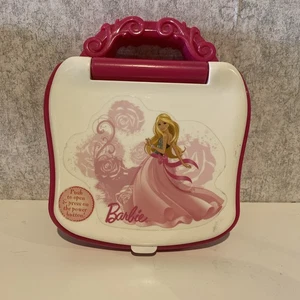 Barbie Little Learner Computadora Portátil Números y Letras Interactivos, Leer Descripción - Imagen 1 de 4