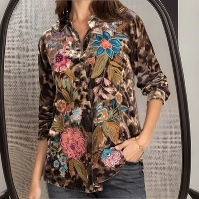 Blusa túnica bordada de terciopelo Johnny Was talla M XL 50” camisa busto 🐪 $388 Foto 1 de 4