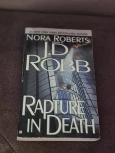 Entrückung im Tod - Massenmarkt Taschenbuch von J.D. Robb - guter Zustand - Okt 1996 - Bild 1 von 3