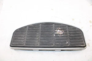 FOOTREST ASSY, FRONT RH 43501-41F10 43501-41F11 2006 Suzuki Boulevard C50 - Picture 1 of 7