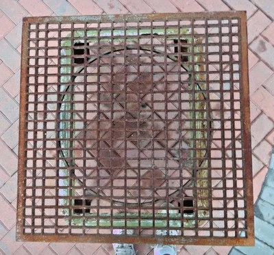 Antique VICTORIAN ORIGINAL CAST IRON PAINTED METAL STOVE BASE TABLE LEGS - Image 1 of 4