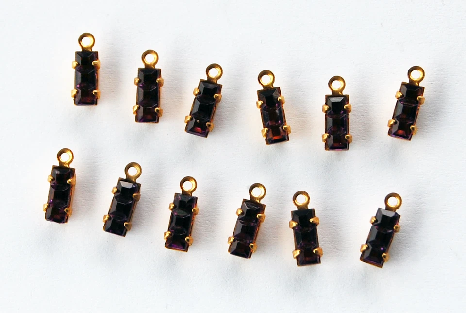 ВИНТАЖНЫЙ 12 БАГЕТ ПОДВЕСКА БИСЕР ГРАНЕНОЕ СТЕКЛО в латуни крошечная кукла 7 x 3 мм цвета - Изображение 1 из 1