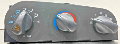 Chevy Monte Carlo 1997 calefacción aire acondicionado panel de control de clima OEM 16199501 1998-1999 Foto 1 de 4