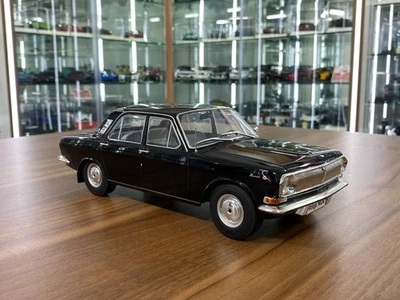 Volga M-24 MCG Negro [Modelo Edición Coleccionista de Resina 1/18] Foto 1 de 4