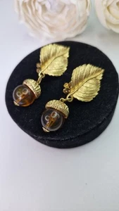 Vintage Craft Signed Clip on Gold tone Leaf Acorn Drop Couture Earings 80's VGC - Picture 1 of 8