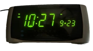 Emerson Research CKS2237 SmartSet Dual Alarm Clock Radio Silver Tested Works - Picture 1 of 11