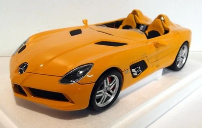Minichamps 1/18 Scale diecast 100 038400 Mercedes Benz SLR McLaren Stirling Moss - Image 1 of 4