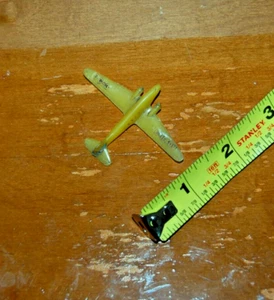MARX AIR FORCE AIRPORT Jetport or other Playset SMALL YELLOW AIRPLANE - Picture 1 of 3