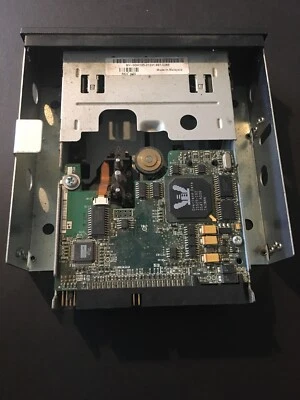 Dell 0gh195 Quantum stt2401a TD3200-601 Travan data tape drive  - Image 1 of 4