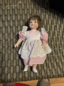 Bambola bambina 8 1/2 pollici porcellana - Foto 1 di 2