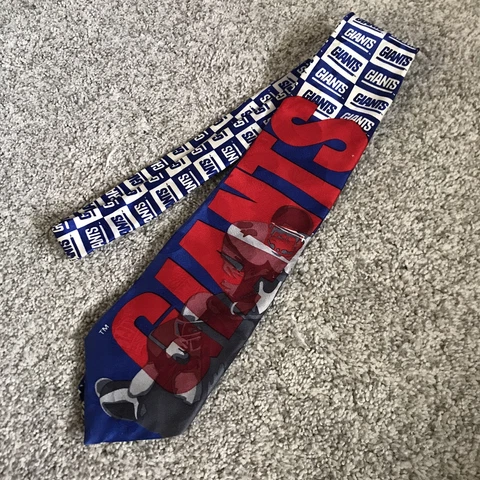 Vtg Team NFL New York Giants Neck Tie 100% Silk Ralph Marlin Made in USA 90s Cover