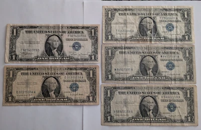 5 US Currency $1 One Dollar Bills Silver Certificates Blue Seal 1957 X 4, 1935 - Image 1 of 4