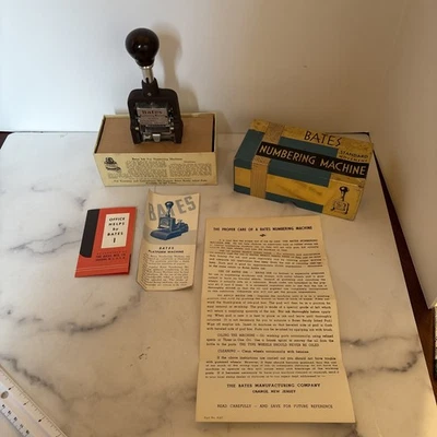 Vintage Bates 6 Wheel Style G Standard Movement Numbering Machine +Box Catalogs - Image 1 of 4
