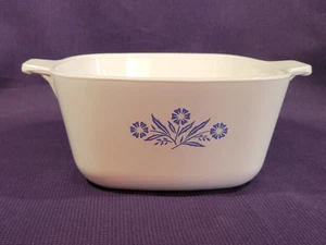 Vintage CorningWare Casserole Dish Blue Cornflower P-1 3/4-B 1 3/4 QT No Lid - Picture 1 of 11