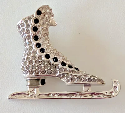 Broche de patín sobre hielo Swarovski cristal cisne firmado enchapado en rodio diamante negro Foto 1 de 3