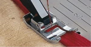 Pie de máquina de coser Husqvarna Viking Piping # 4118510-45 para grupo 1,2,3,4,5,6,7 - Imagen 1 de 3