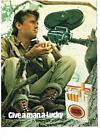 Publicite Advertising  1981    Lucky Stricke  Cigarettes " Give A Aman  A Lucky"