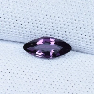 0.62 ct BEST GRADE PURPLE BLUE / NATURAL SPINEL - Marquise Cut Gemstone !! - Picture 1 of 3