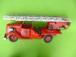 VEBE TOY OLD FIRE TRUCK HOTCHKISS MECHANICAL - Picture 1 of 10