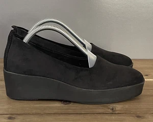 Aerosoles Women's Cowley Casual Wedge Size 5 Black Faux Suede Slip On - Picture 1 of 15