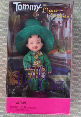 "Mago de Oz Barbie Tommy como Alcalde Munchkin 5"" Nuevo en caja, Envío y devolución gratuitos" Foto 1 de 4