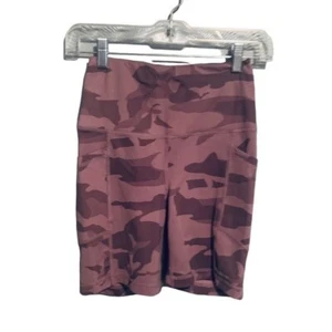 Yogalicous Lux Purple Camouflage Biker Shorts Gr. XS - Bild 1 von 4