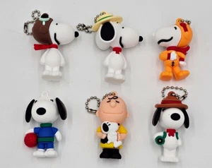 SNOOPY KEY CHAINS 2" RUBBER CHARACTERS SET OF 6 (A) - Picture 1 of 9