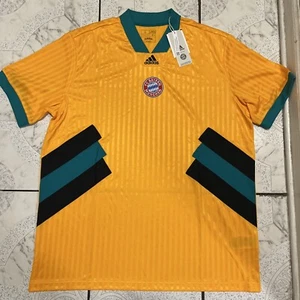 New Adidas FC Bayern Munich Icon Soccer Jersey Gold Men’s Size Small HT8833 - Picture 1 of 7