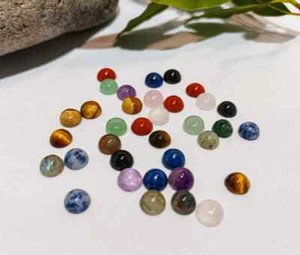 8x8 : Lot de 35 pierres semi précieuses naturelles (cabochons) - Imagen 1 de 4