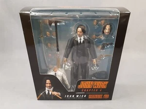 MAFEX No.212 MAFEX JOHN WICK (JOHN WICK: CHAPTER 4) Medicom TOY JAPAN NEW (C1) - Picture 1 of 5
